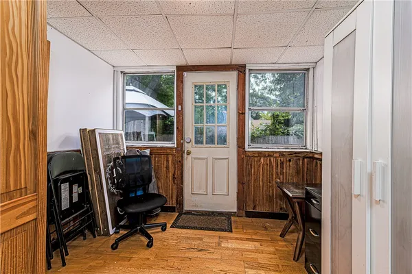 $379,900 | 28 Bakers Creek Road, Warwick, RI 02886