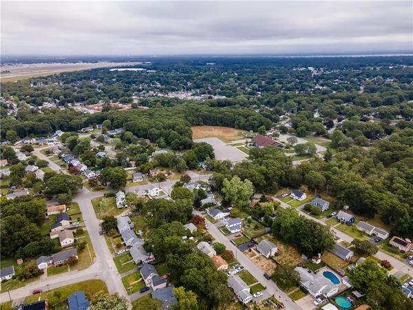 $379,900 | 28 Bakers Creek Road, Warwick, RI 02886