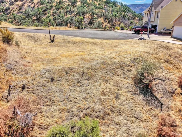 a view of outdoor space and city