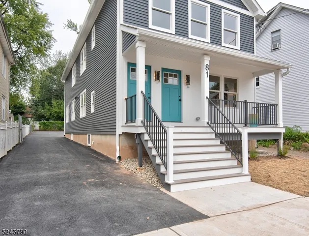 a view of a house with entrance and a porch