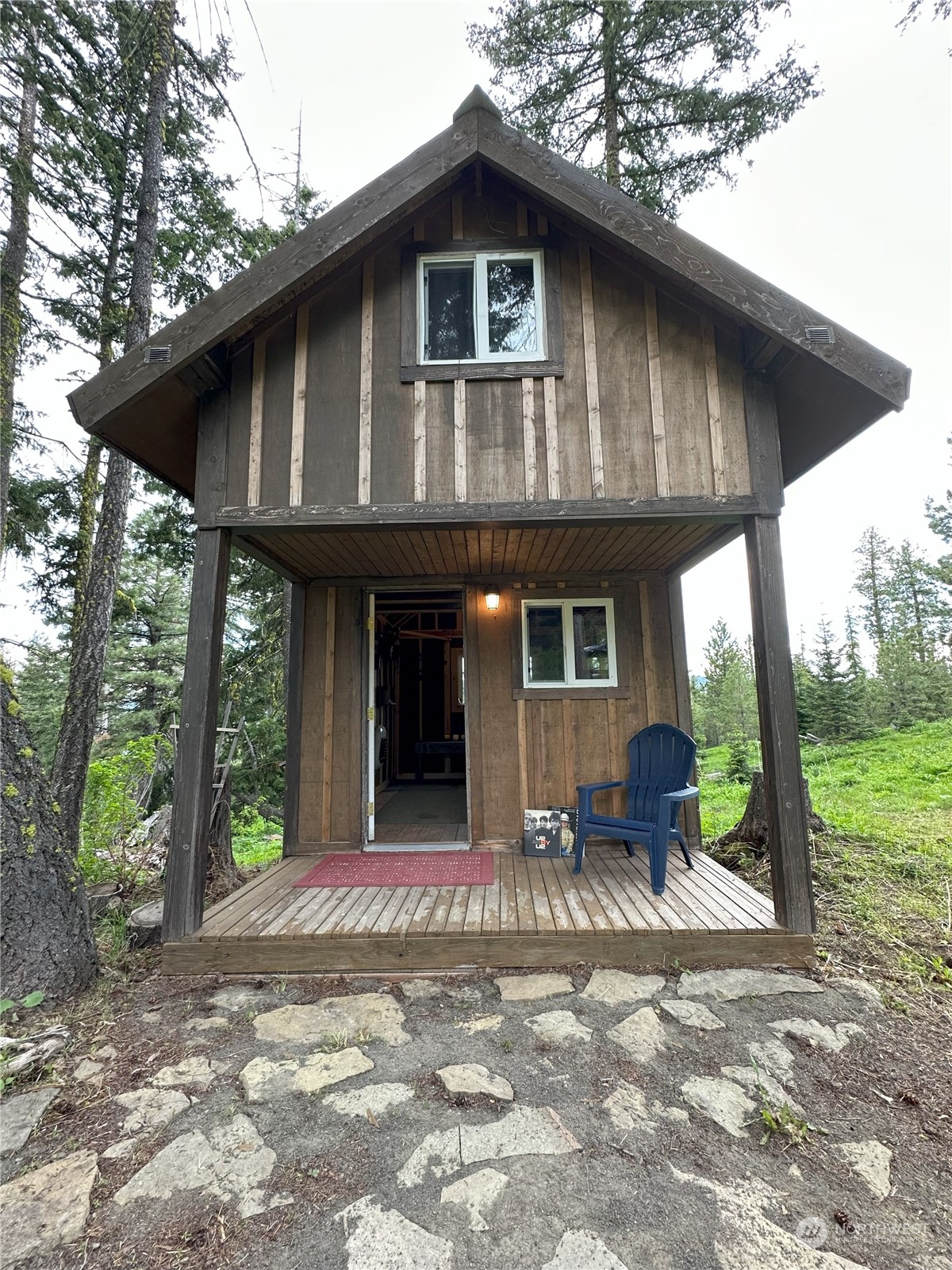 820 Hawk Road Cle Elum, WA 98922 - Photo 1 of 39 Gallery Image 1