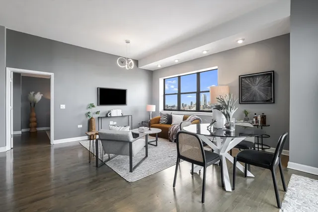 $499,998 | 1529 South State Street, Unit PH1, Chicago, IL 60605