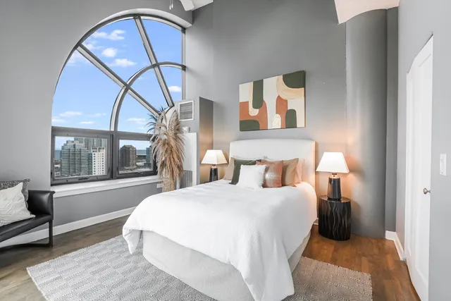 $499,998 | 1529 South State Street, Unit PH1, Chicago, IL 60605