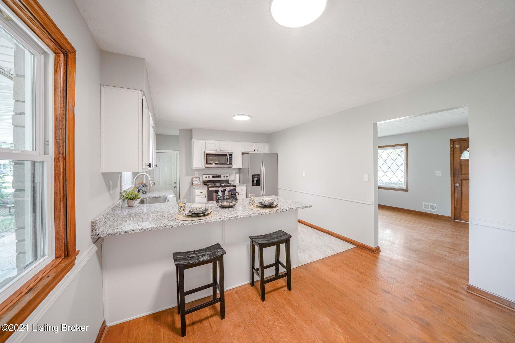 3333 Fern Lea Road Louisville, KY 40216 - Photo 13 of 52 photo_online_011
