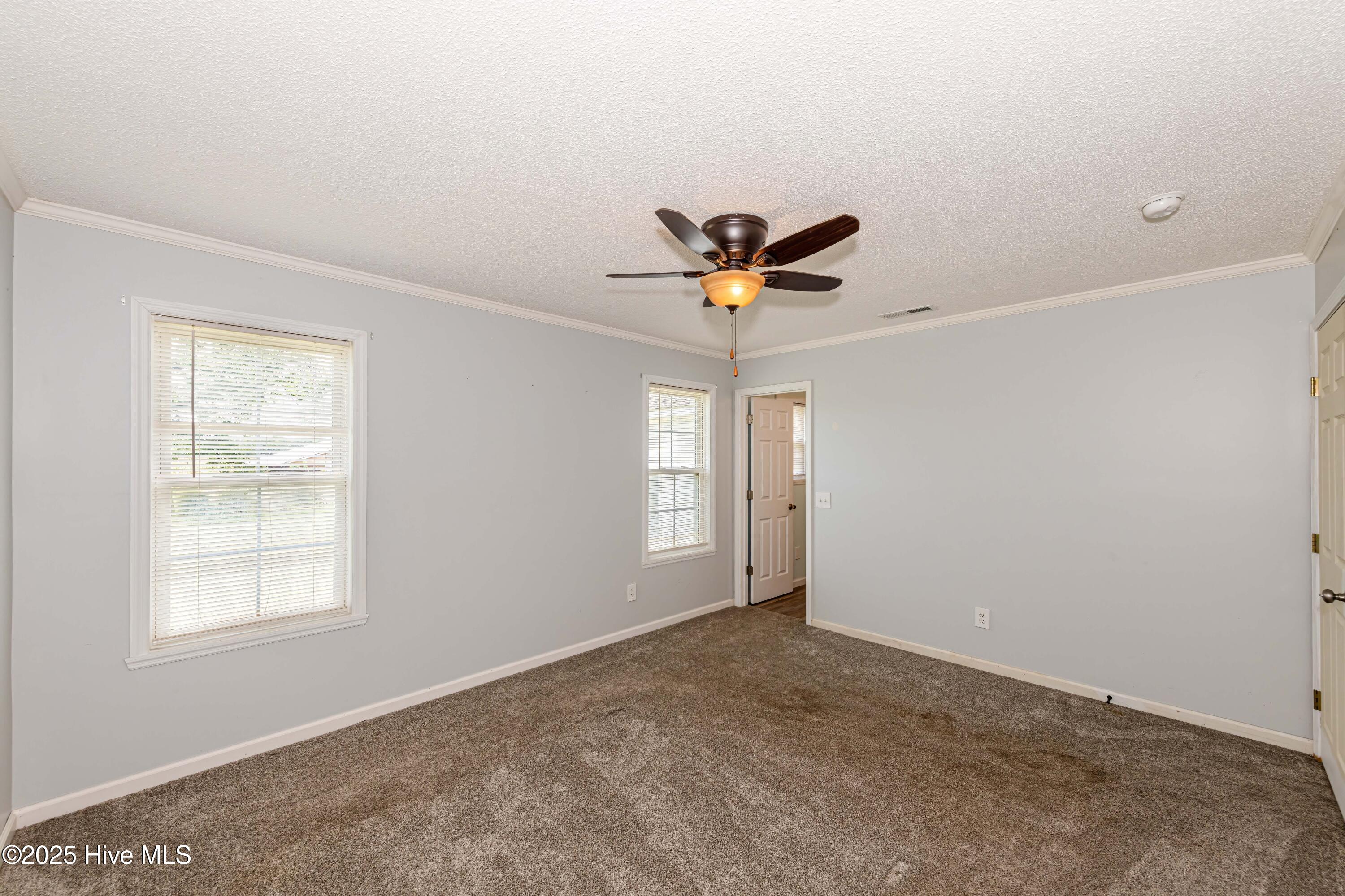 127 Rodney Lanier Road Chinquapin, NC 28521 - Photo 26 of 60 Primary bedroom