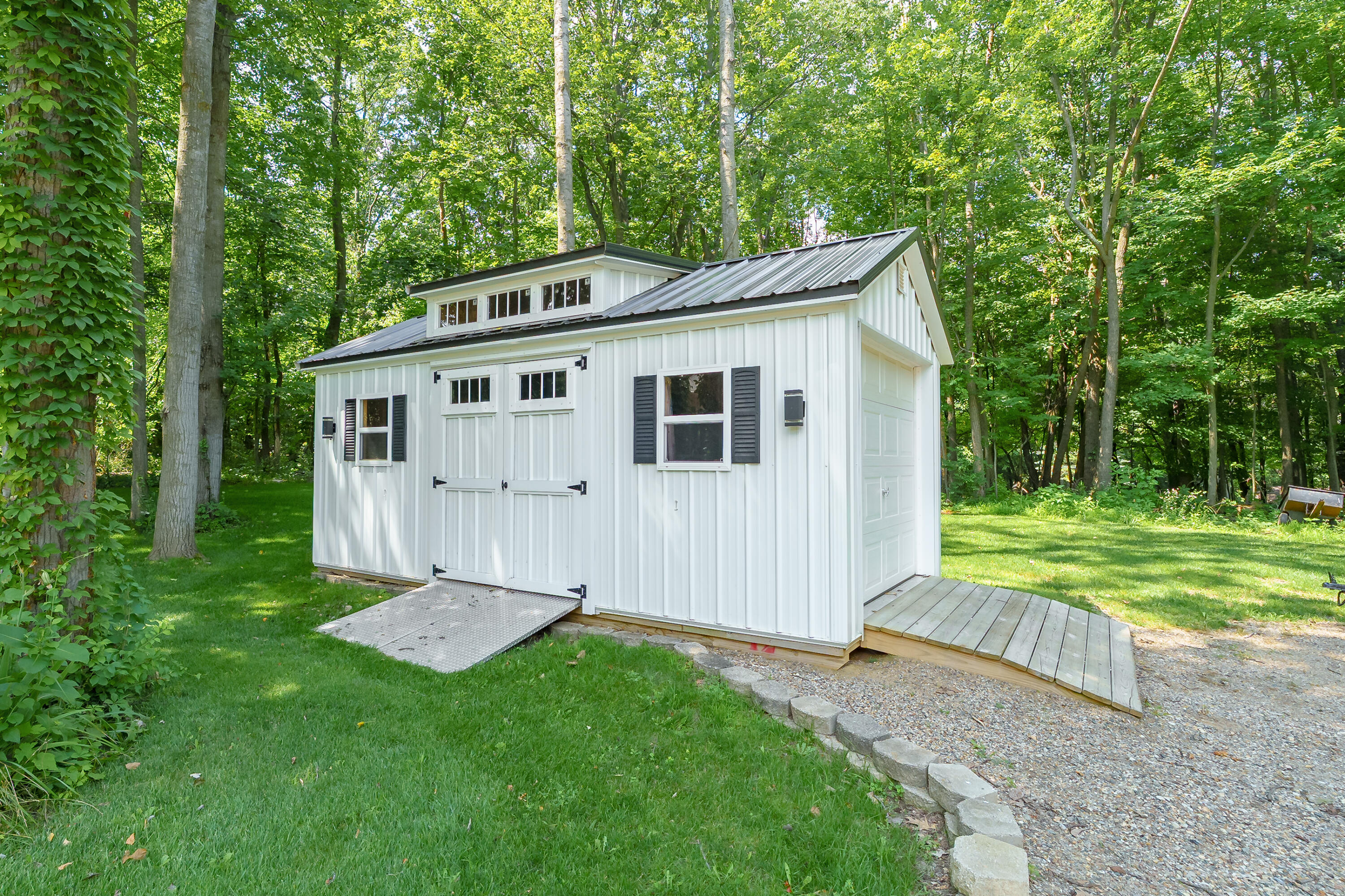9064 Nature Way Kalamazoo, MI 49009 - Photo 27 of 35 Nature Way 9064 Kalamazoo 49009-38