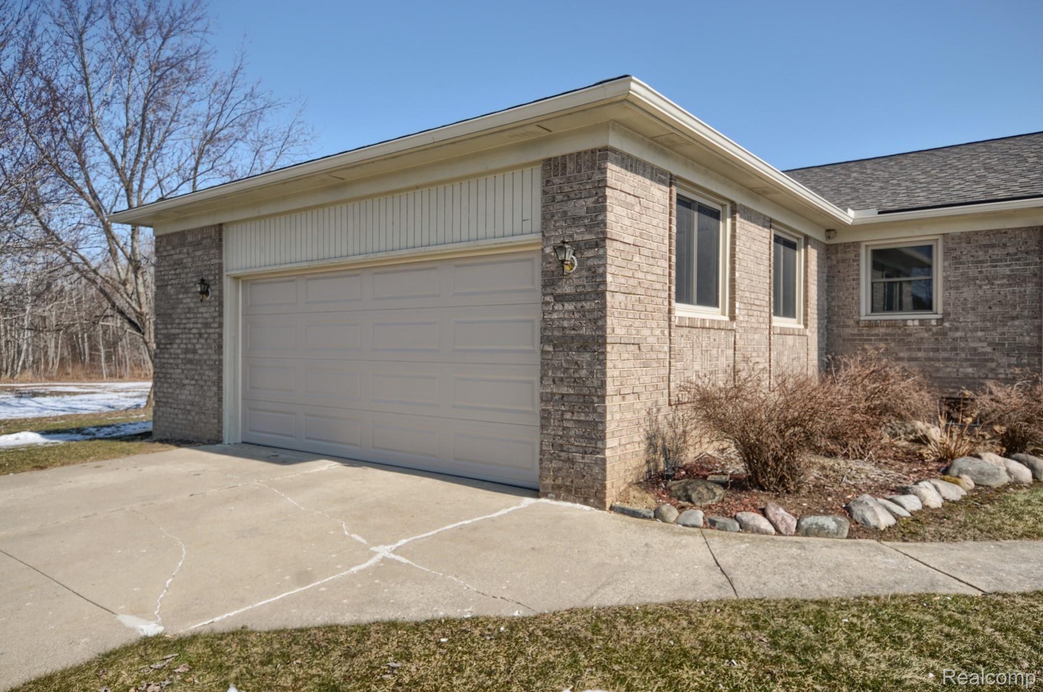 4093 Peppermill Road Attica, MI 48412 - Photo 36 of 41 SD3_5008-HDR(5).jpg