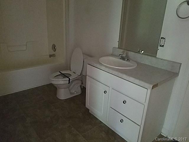 821 Killian Road Stanley, NC 28164 - Photo 6 of 7 Gallery Image 6