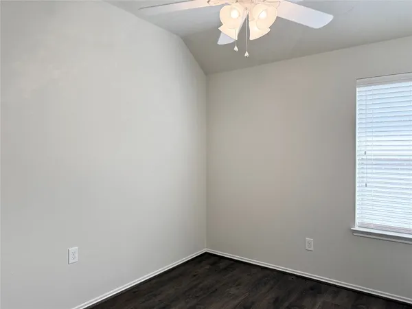 $2,100 | 24810 Lazy Tee Lane, Tomball, TX 77375