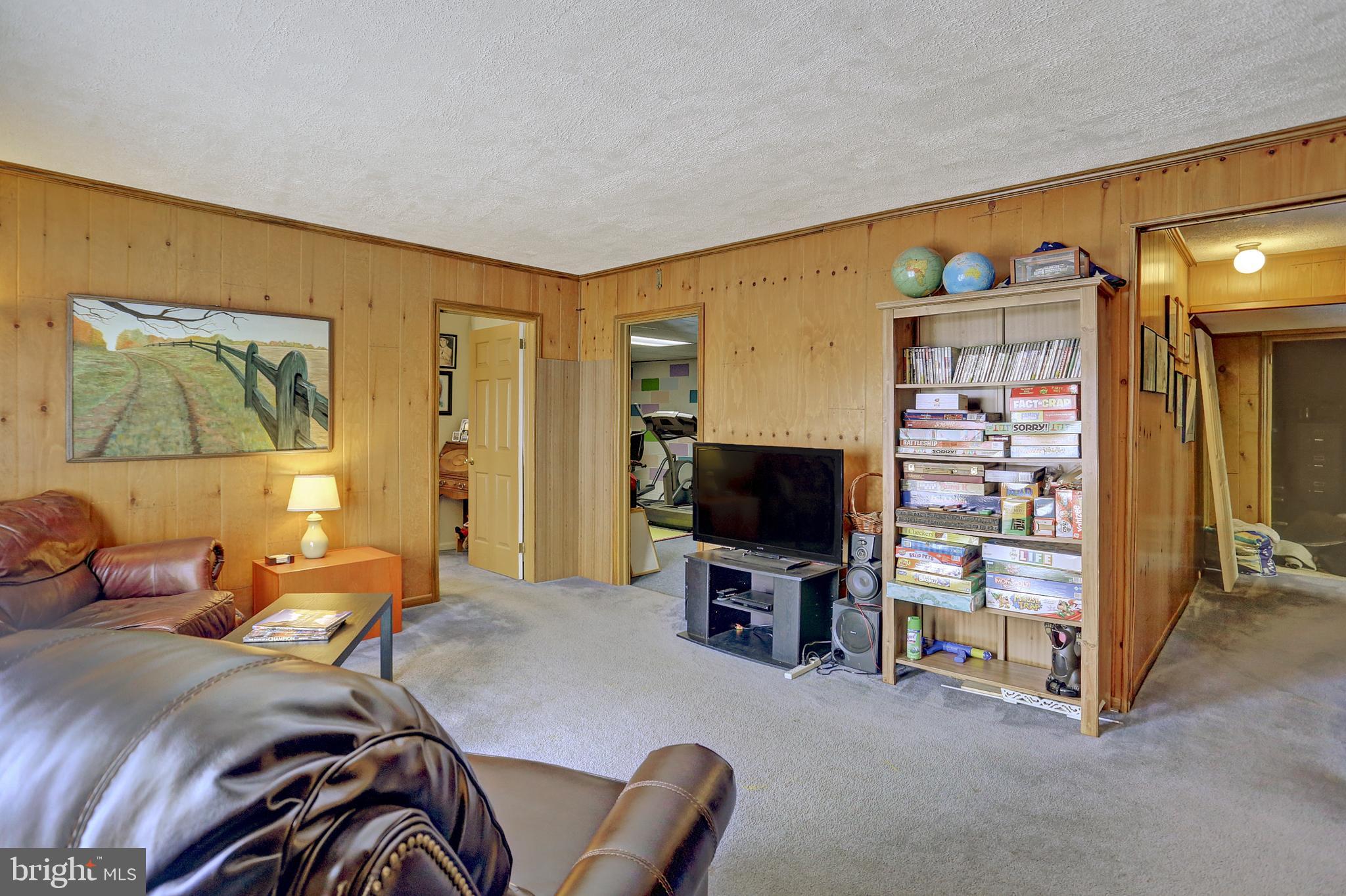 412 Limestone Road Carlisle, PA 17015 - Photo 35 of 38 Gallery Image 35