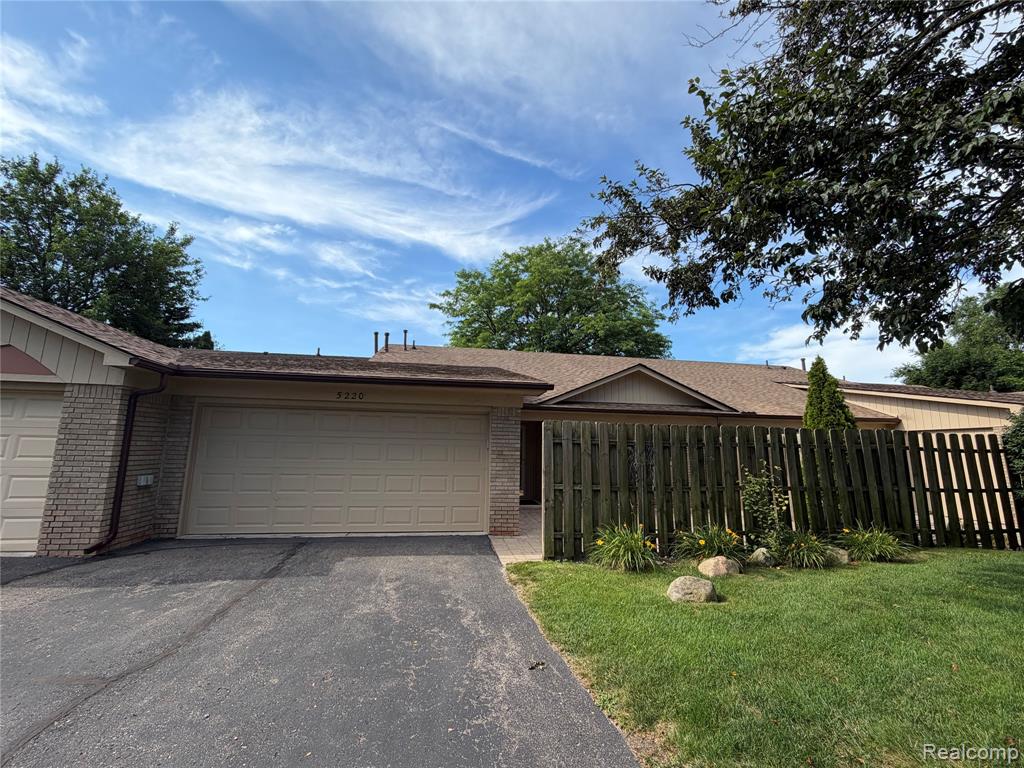 5220 West Utica Road Utica, MI 48317 - Photo 1 of 24