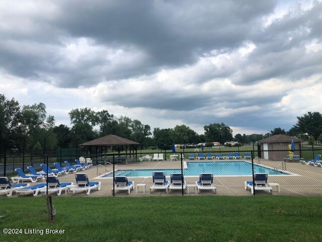 2018 Cardinal Harbour Road Prospect, KY 40059 - Photo 56 of 61 2018 Cardinal Harbour Community Pool