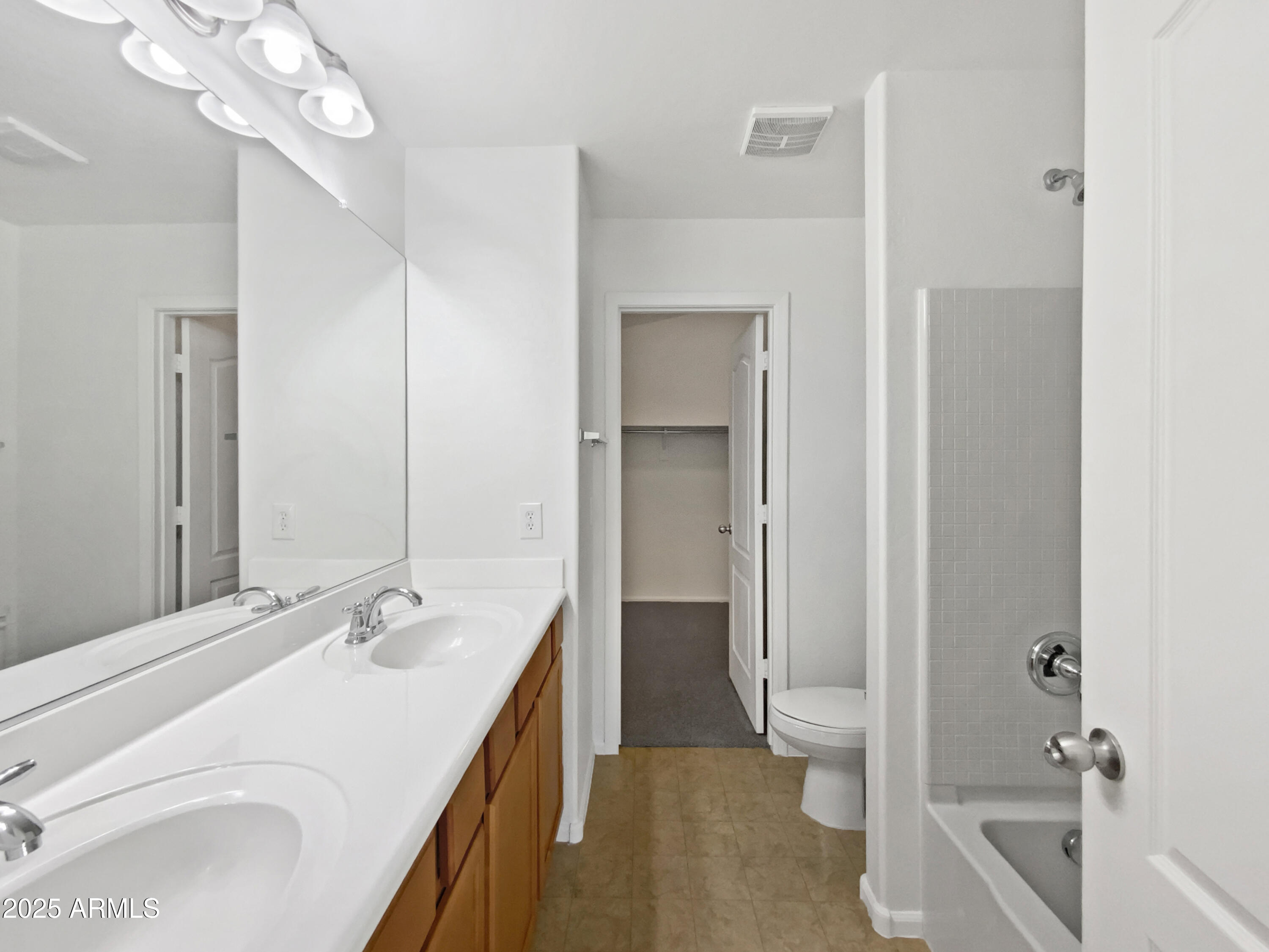 41404 West Coltin Way Maricopa, AZ 85138 - Photo 6 of 16 listing_10