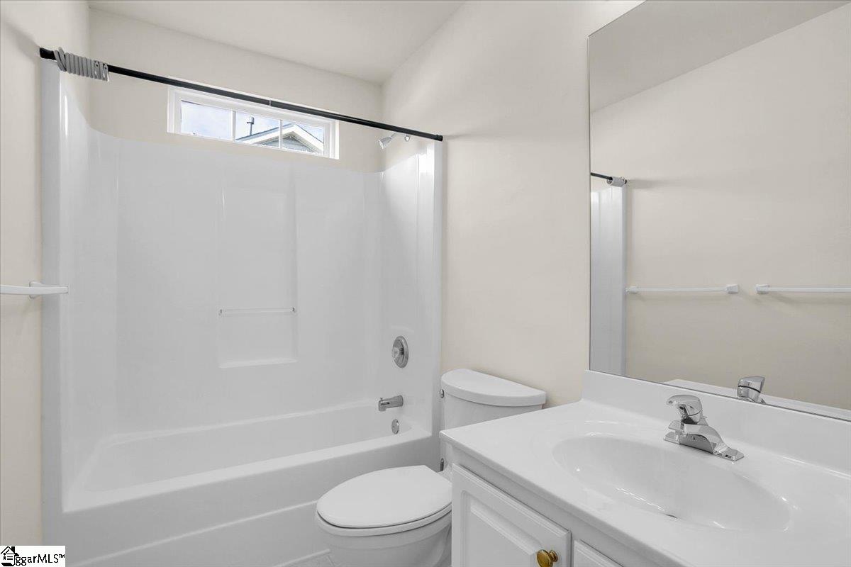 2013 Small Meadows Court Fountain Inn, SC 29644 - Photo 12 of 42 Gallery Image 12