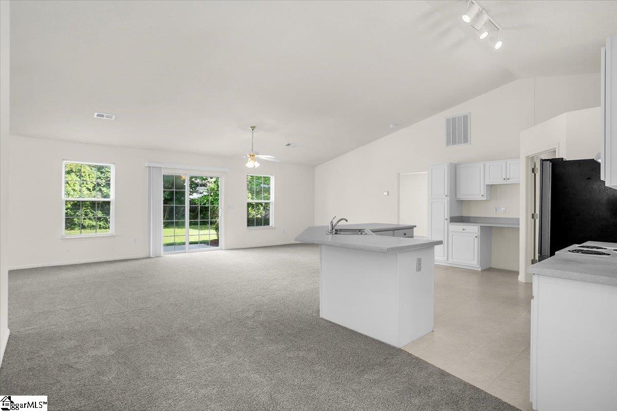 2013 Small Meadows Court Fountain Inn, SC 29644 - Photo 17 of 42 Gallery Image 17