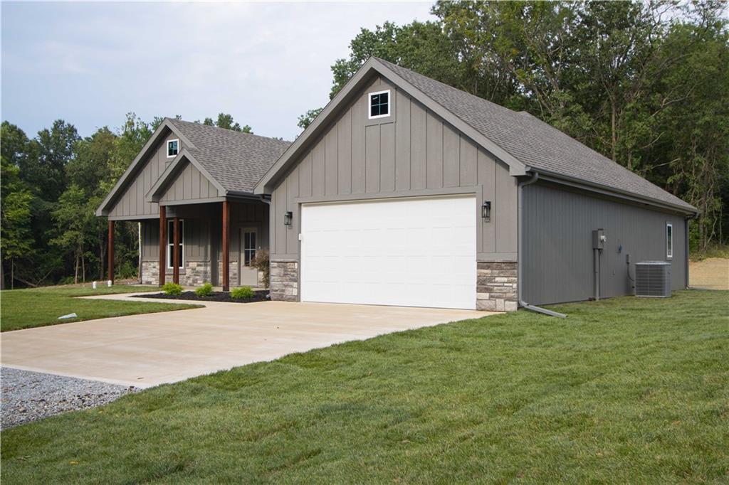 331 Northeast 21st Road Warrensburg, MO 64093 - Photo 3 of 28 Gallery Image 3