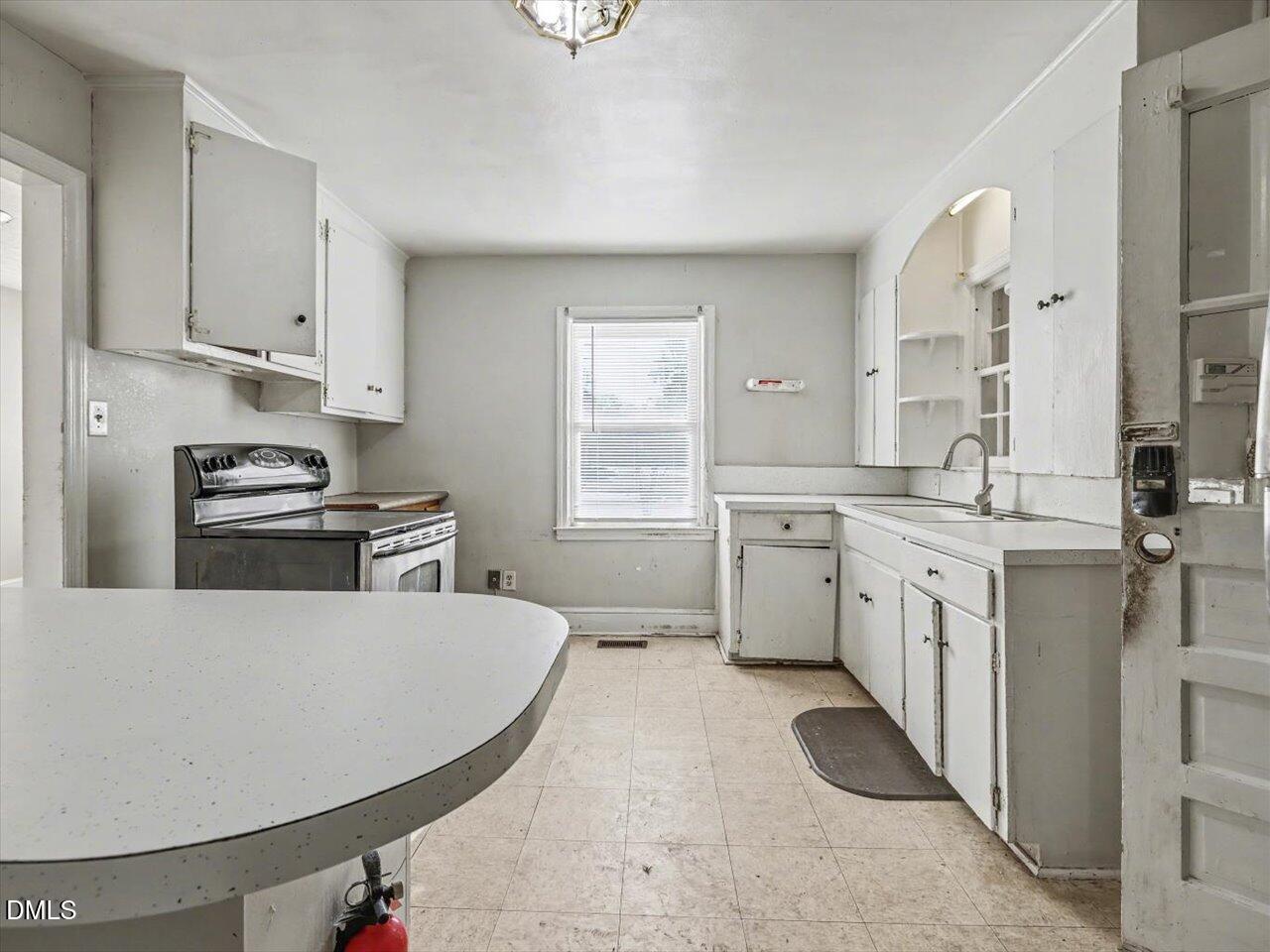 1901 New Bern Avenue Raleigh, NC 27610 - Photo 17 of 41 17-017-1901NewBernAve-20260116