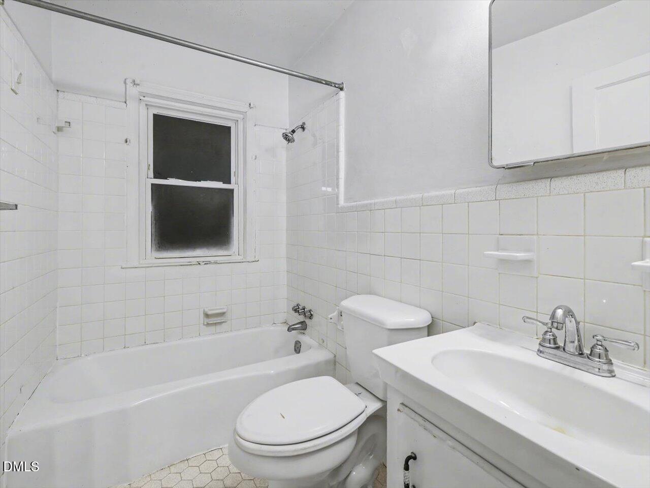 1901 New Bern Avenue Raleigh, NC 27610 - Photo 24 of 41 26-026-1901NewBernAve-20260116