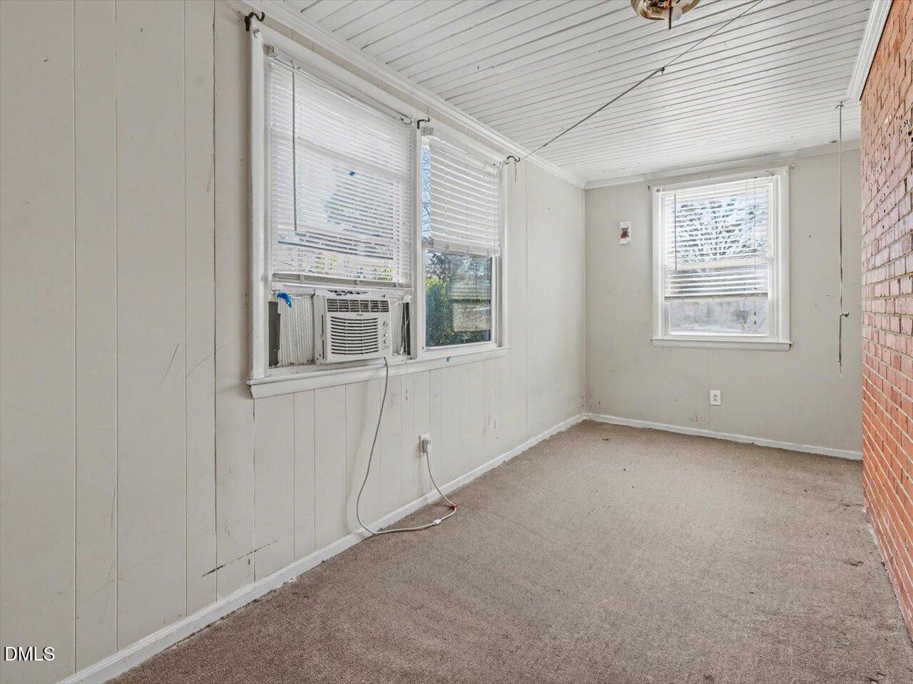 1901 New Bern Avenue Raleigh, NC 27610 - Photo 28 of 41 30-030-1901NewBernAve-20260116