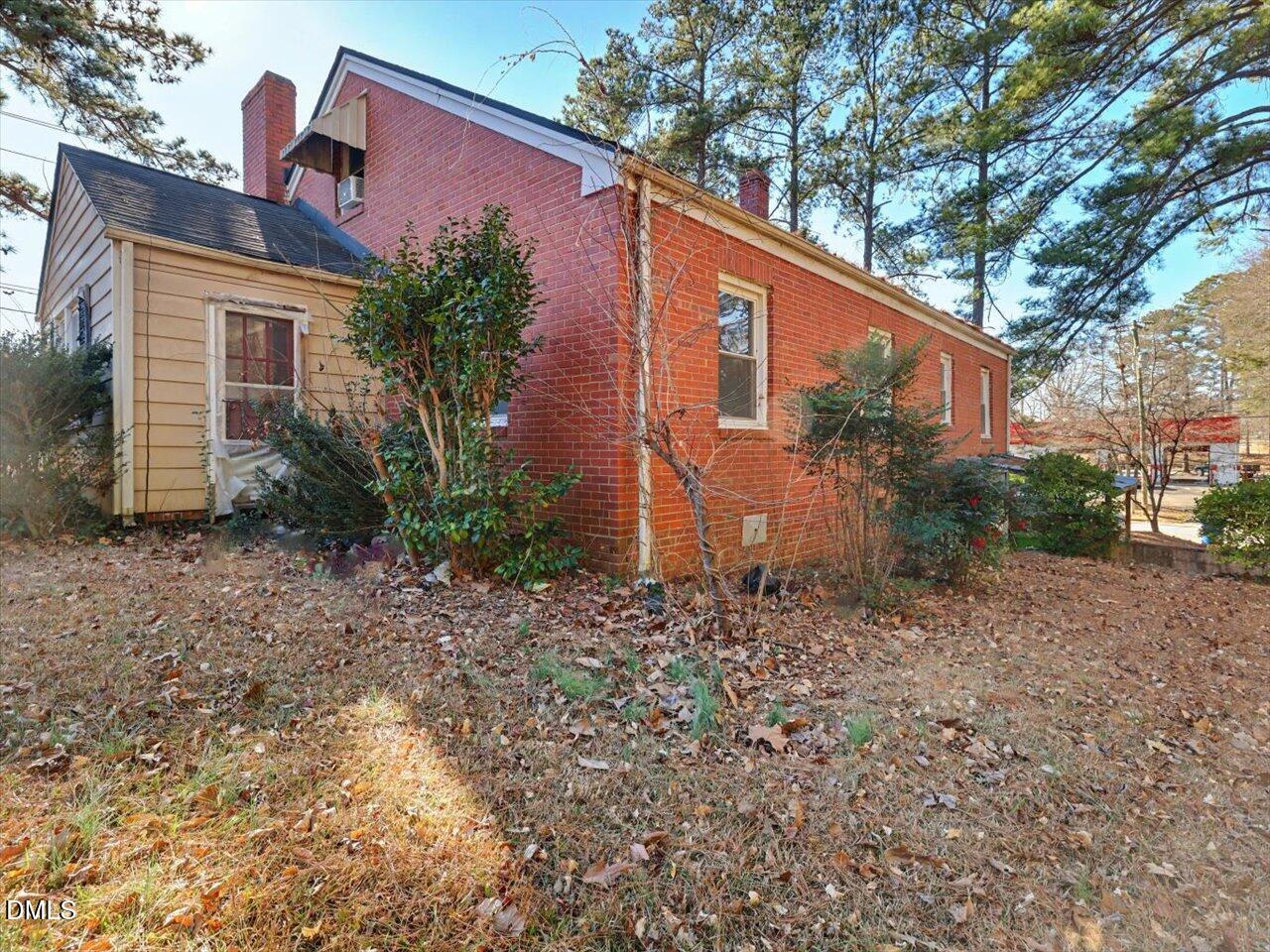 1901 New Bern Avenue Raleigh, NC 27610 - Photo 38 of 41 42-042-1901NewBernAve-20260116