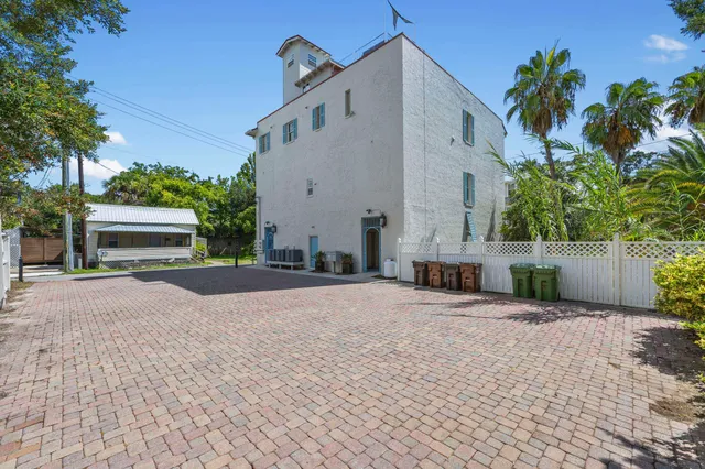 $2,100,000 | 92 Washington Street, St. Augustine, FL 32084