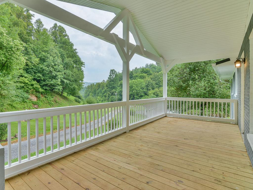 164 Barnett Hollow Road Erwin, TN 37650 - Photo 6 of 36 Photo 6