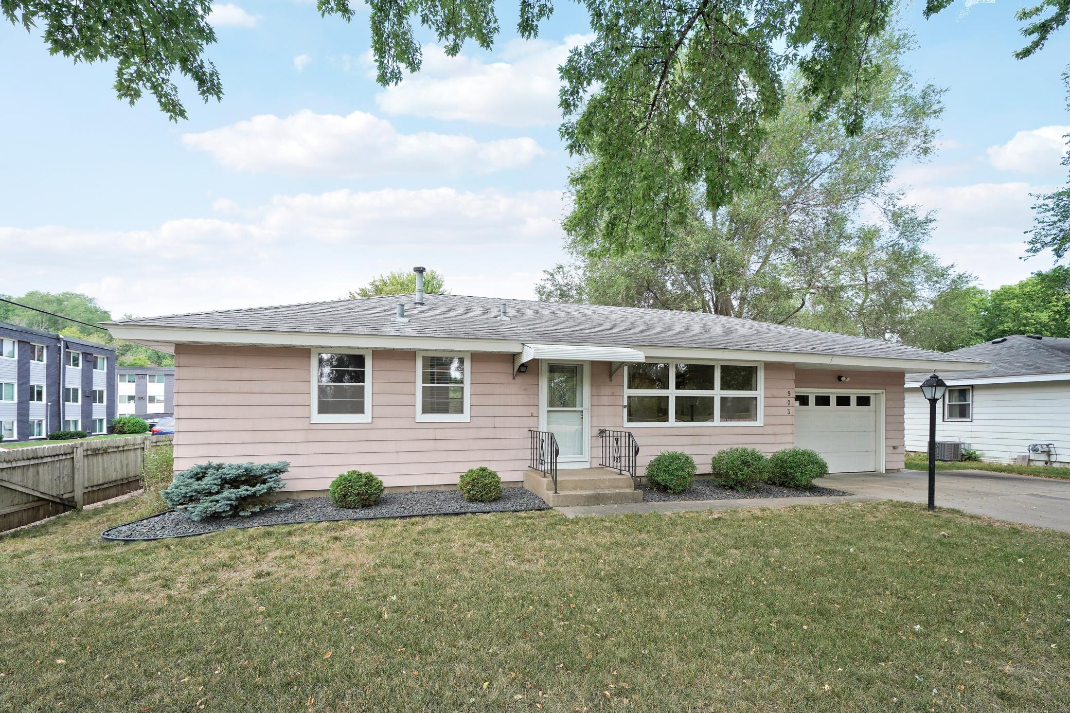 903 Parallel Street Chaska, MN 55318 - Photo 43 of 47 Gallery Image 43