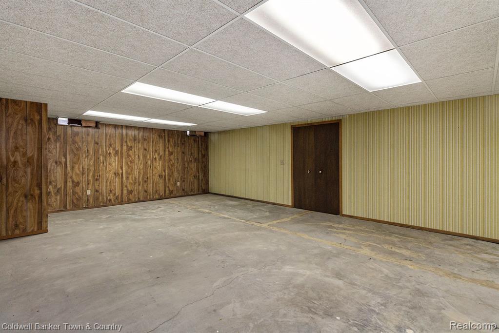 9233 Wiggins Road Howell, MI 48855 - Photo 20 of 28