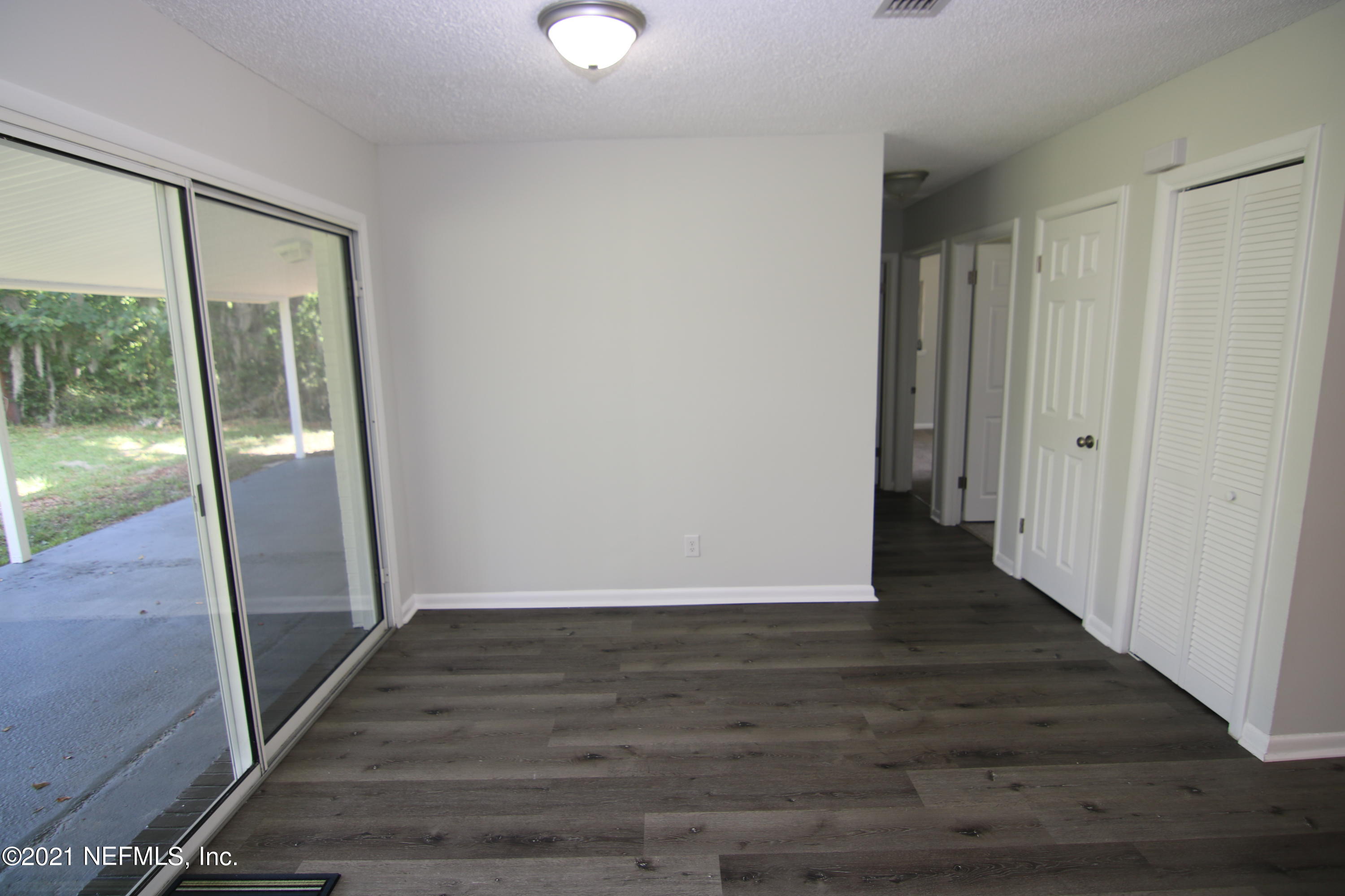 10624 Dodd Road Jacksonville, FL 32218 - Photo 8 of 21 a view of a hallway
