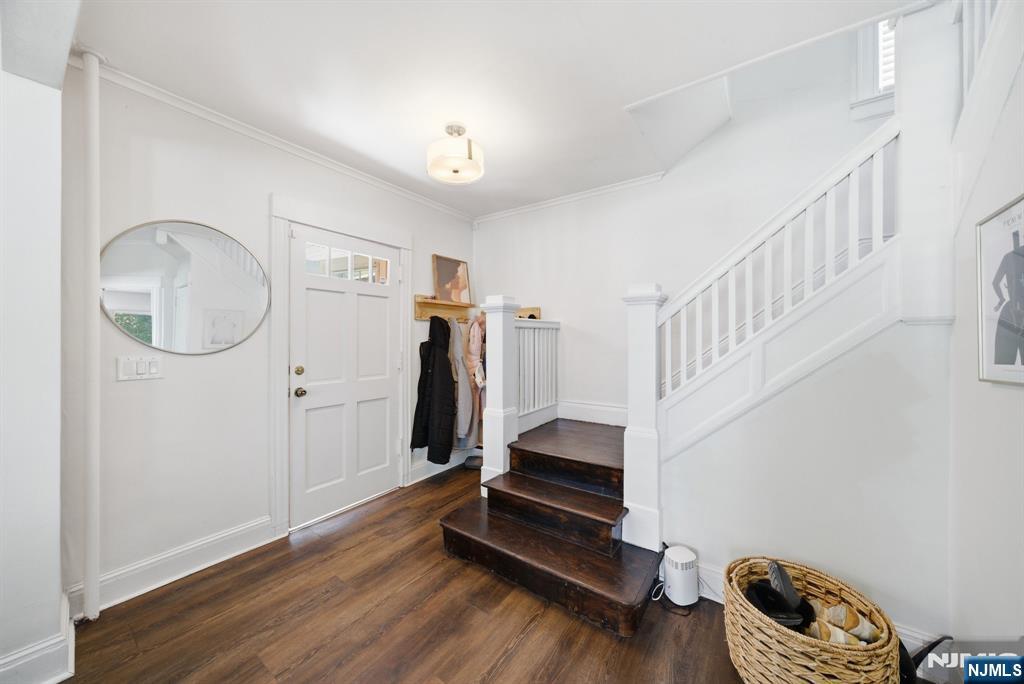 42 Spring Valley Avenue Hackensack, NJ 07601 - Photo 14 of 42