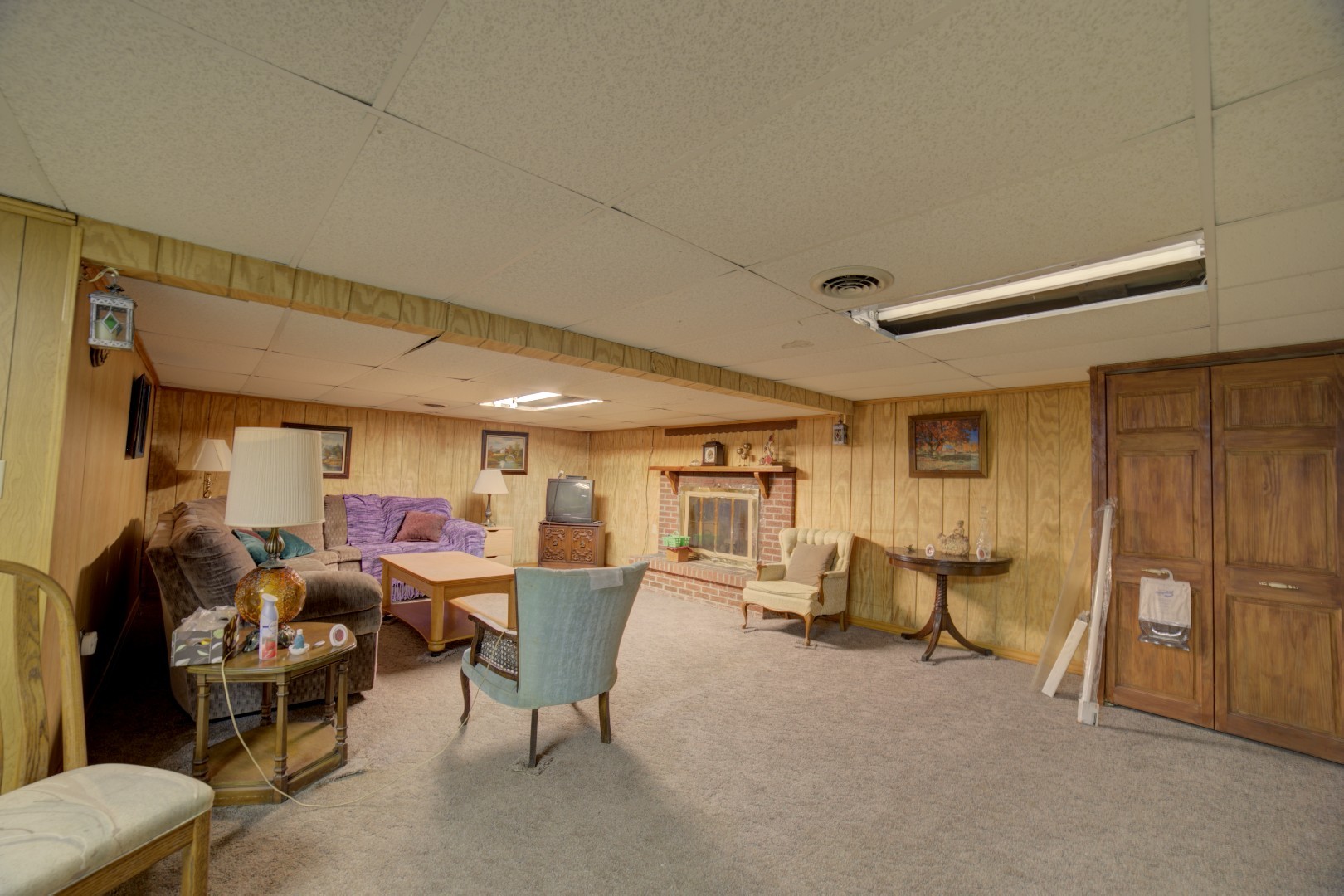 405 Deitrick Street Donovan, IL 60931 - Photo 26 of 29 a living room with furniture