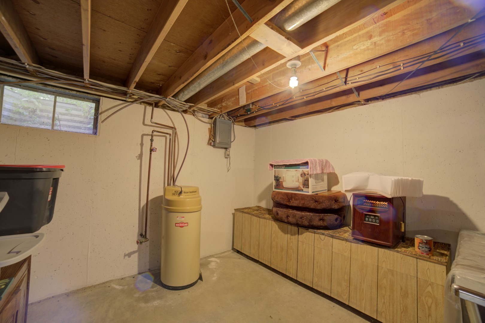 405 Deitrick Street Donovan, IL 60931 - Photo 28 of 29 a utility room with dryer and washer