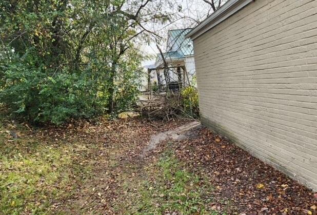 309 Oakwood Road Middlesboro, KY 40965 - Photo 14 of 16 14