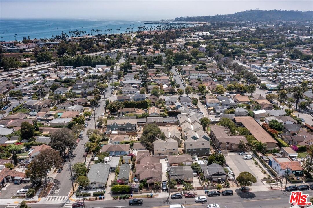 1317 Punta Gorda Street, Unit 12 Santa Barbara, CA 93103 - Photo 56 of 70 an aerial view of a city with lots of residential buildings