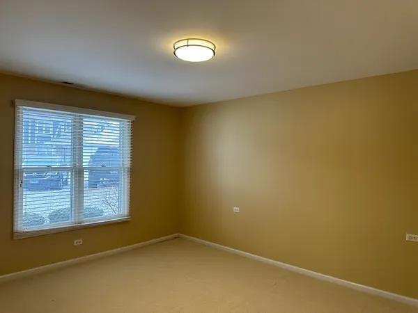 $2,250 | 1310 Cromwell Court, Unit 1310, Vernon Hills, IL 60061
