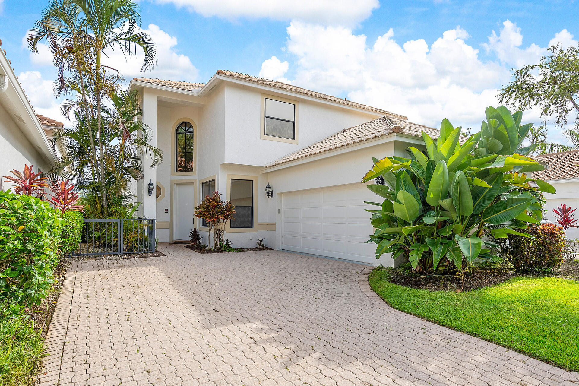17099 Ryton Lane Boca Raton, FL 33496 - Photo 32 of 52 Front Exterior