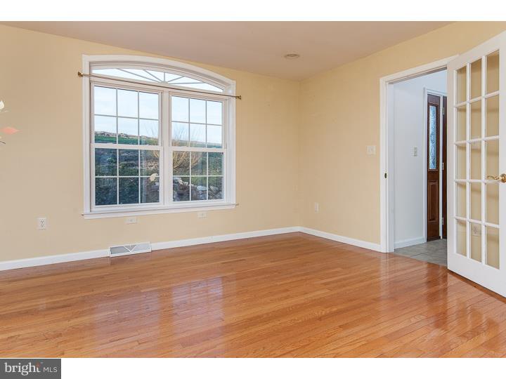 398 Big Spring Road Robesonia, PA 19551 - Photo 5 of 14 Gallery Image 5