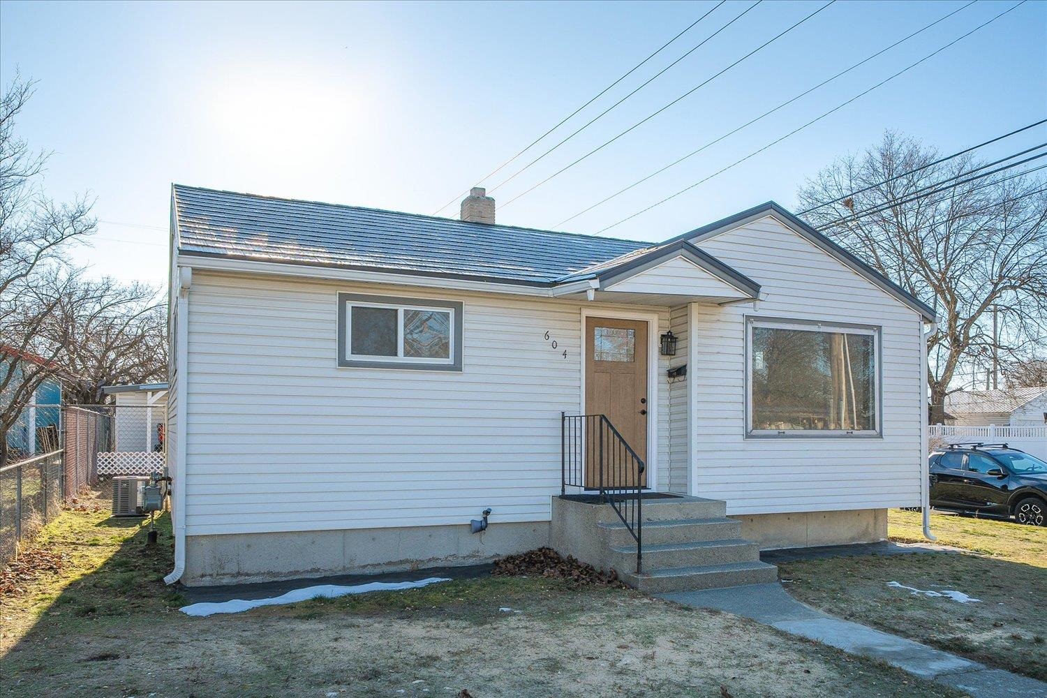 604 East Columbia Avenue Spokane, WA 99208 - Photo 4 of 34