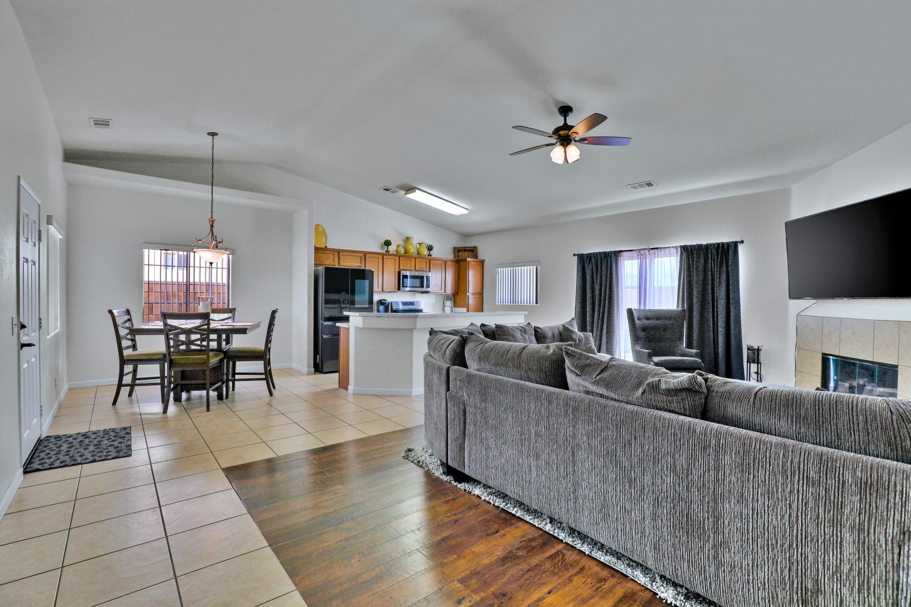 43720 Reclinata Way Indio, CA 92201 - Photo 8 of 24 3Q8A3044