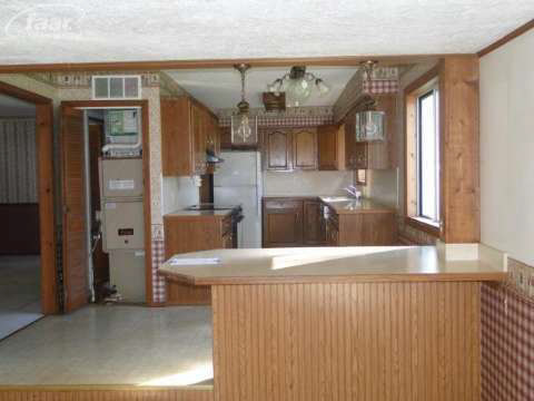 9994 South Reese Road Birch Run, MI 48415 - Photo 5 of 15 20421630-4.JPG