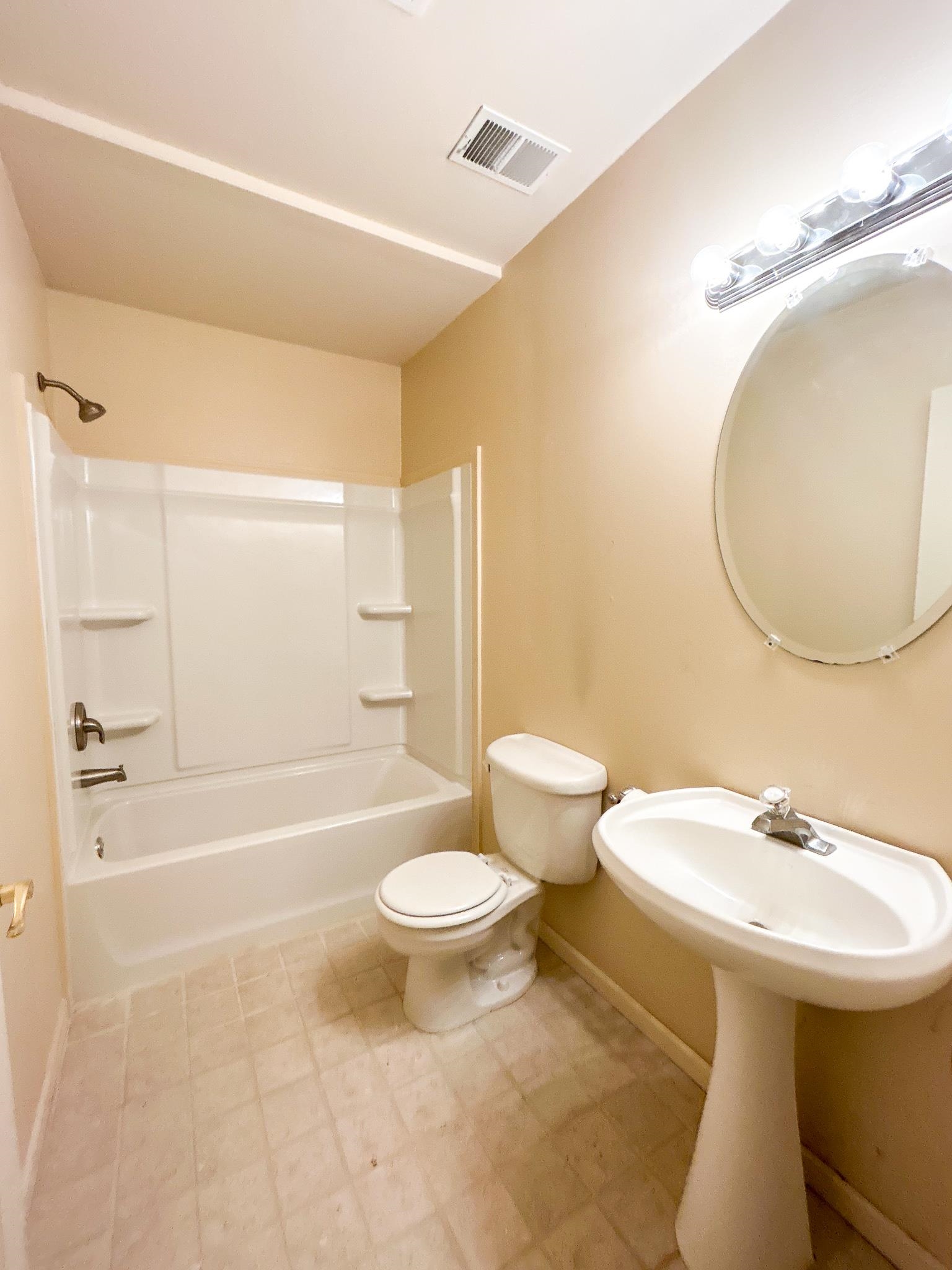 1510 Baldwin Road Grand Blanc, MI 48439 - Photo 33 of 43 Lower Level Full Bath