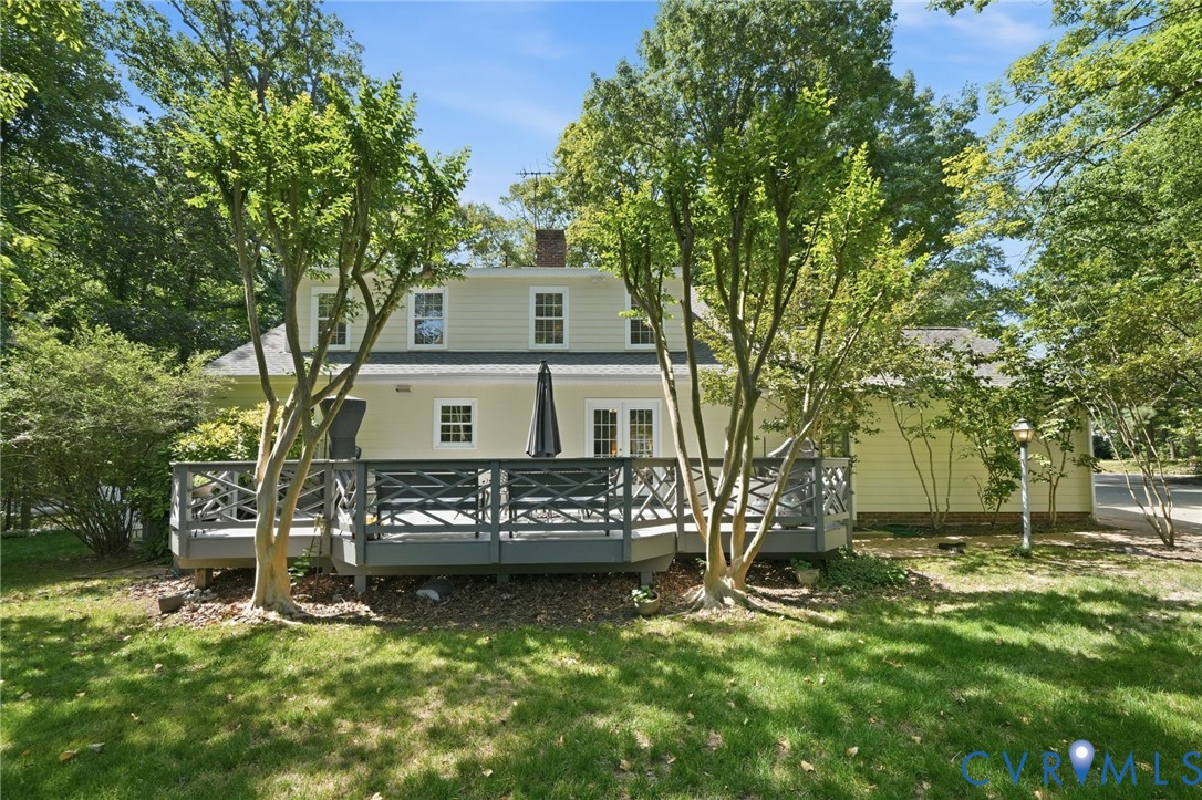 2101 Castlebridge Road Midlothian, VA 23113 - Photo 32 of 37 a view of a house with a yard