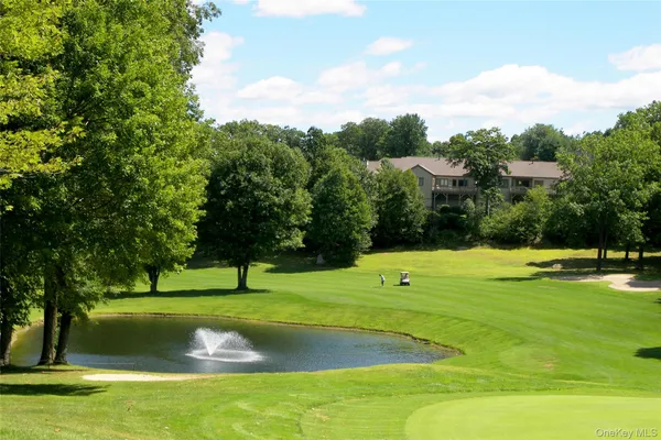 $4,100 | 504 Heritage Hills, Unit B, Somers, NY 10589