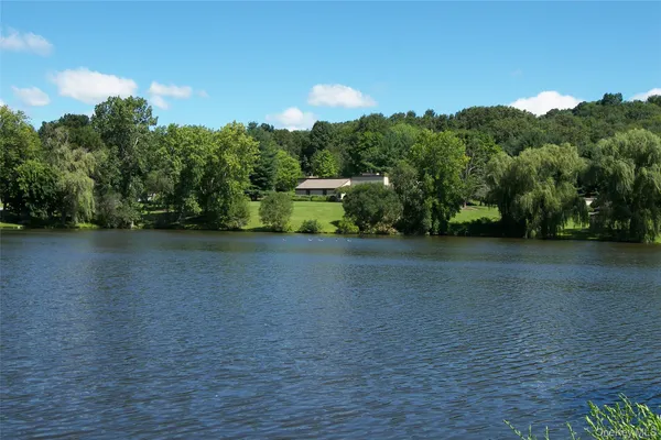 $4,100 | 504 Heritage Hills, Unit B, Somers, NY 10589