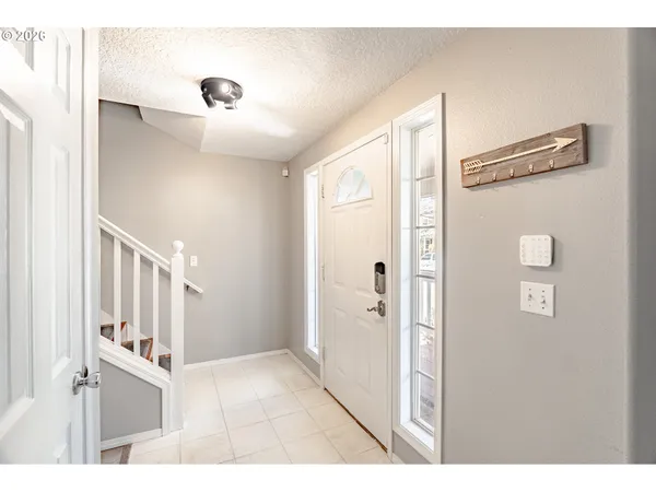 $579,900 | 14574 Southeast Lone Pine Drive, Clackamas, OR 97015