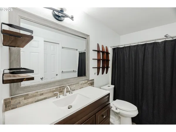 $579,900 | 14574 Southeast Lone Pine Drive, Clackamas, OR 97015