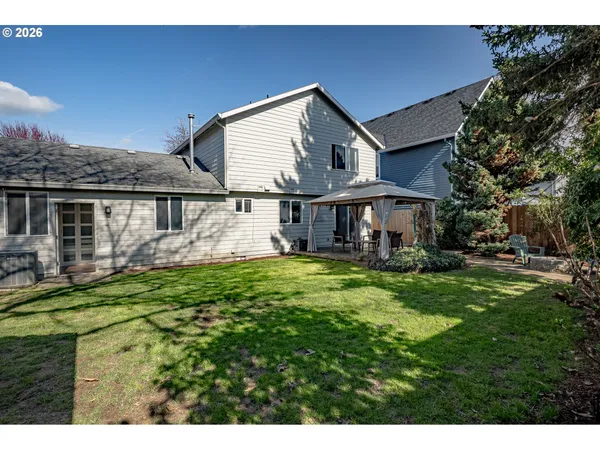 $579,900 | 14574 Southeast Lone Pine Drive, Clackamas, OR 97015