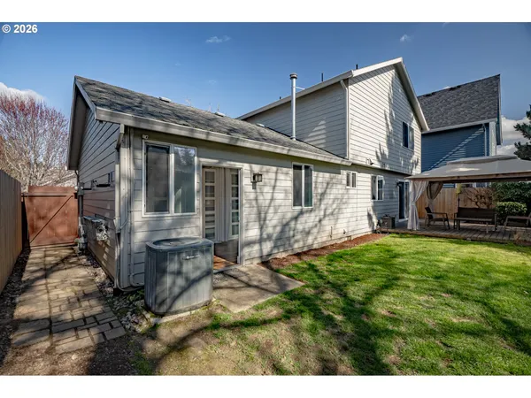 $579,900 | 14574 Southeast Lone Pine Drive, Clackamas, OR 97015