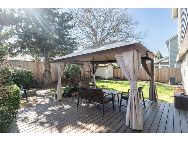 $579,900 | 14574 Southeast Lone Pine Drive, Clackamas, OR 97015