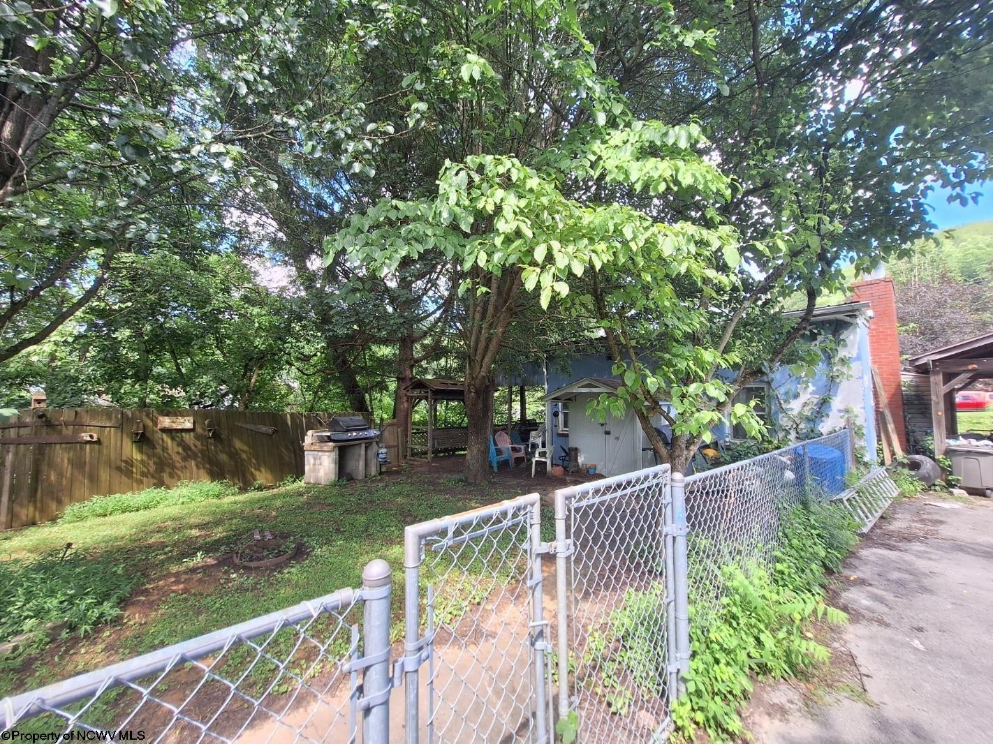 1070 Pinch Gut Road Fairmont, WV 26554 - Photo 6 of 21 Gallery Image 6